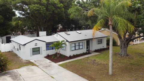 Photo of 15 N Saturn Avenue, Clearwater, FL 33755 (MLS # TB8506812)