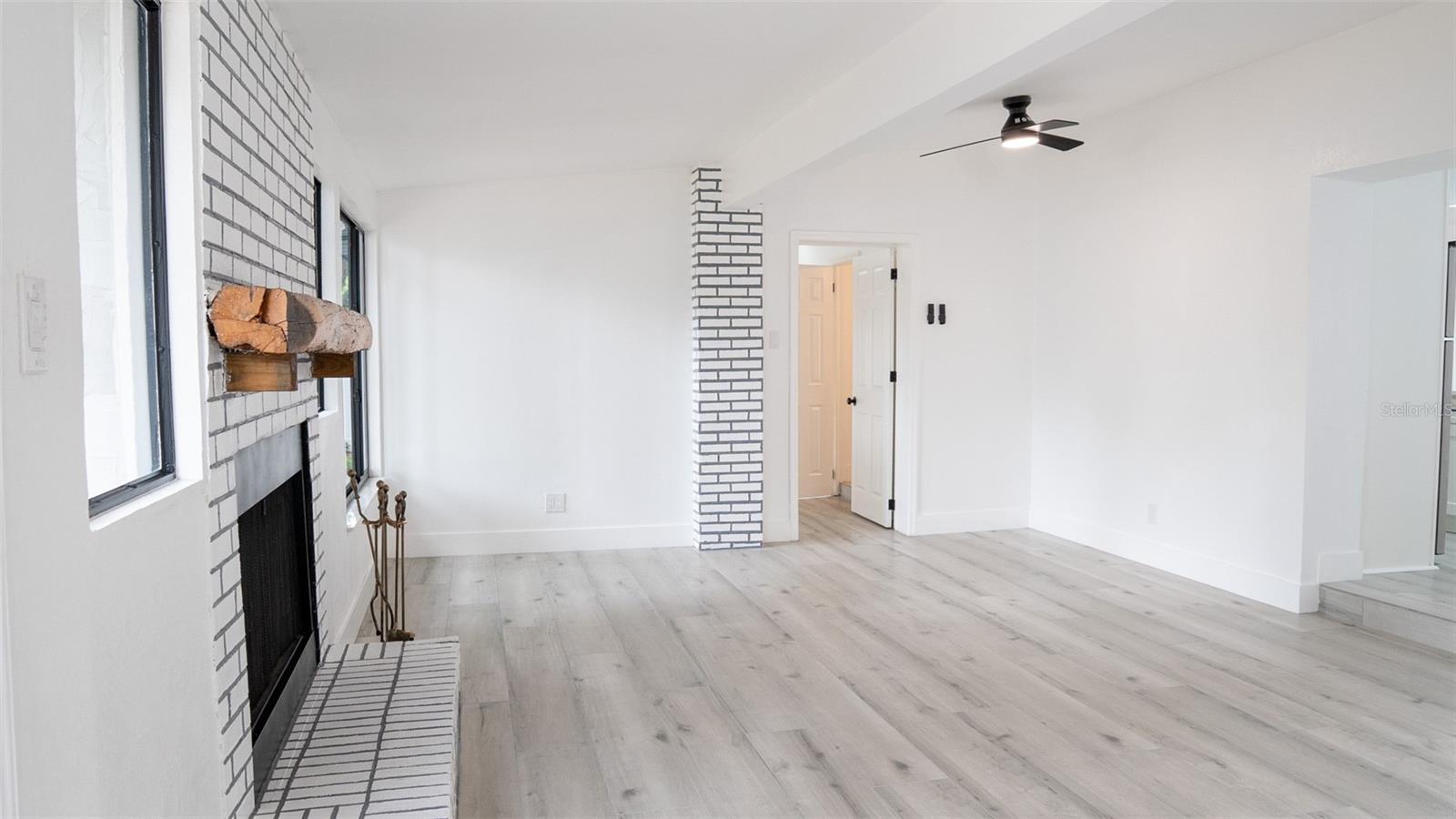 SKY CREST UNIT 2 - Residential