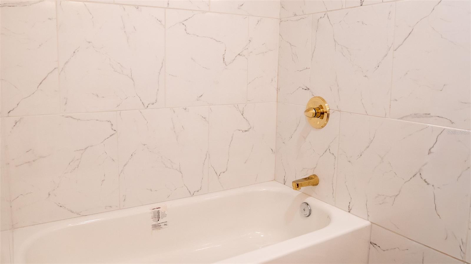 SKY CREST UNIT 2 - Residential