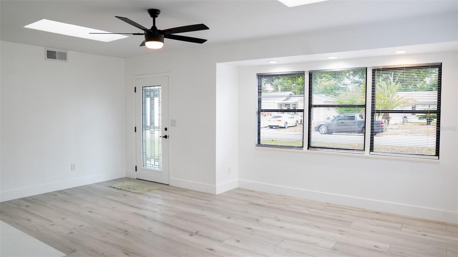 SKY CREST UNIT 2 - Residential