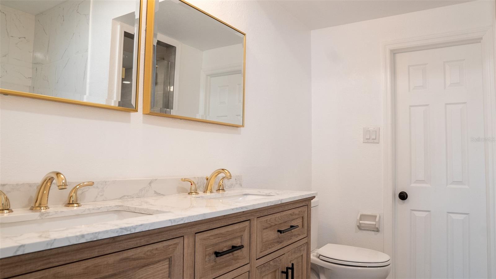 SKY CREST UNIT 2 - Residential