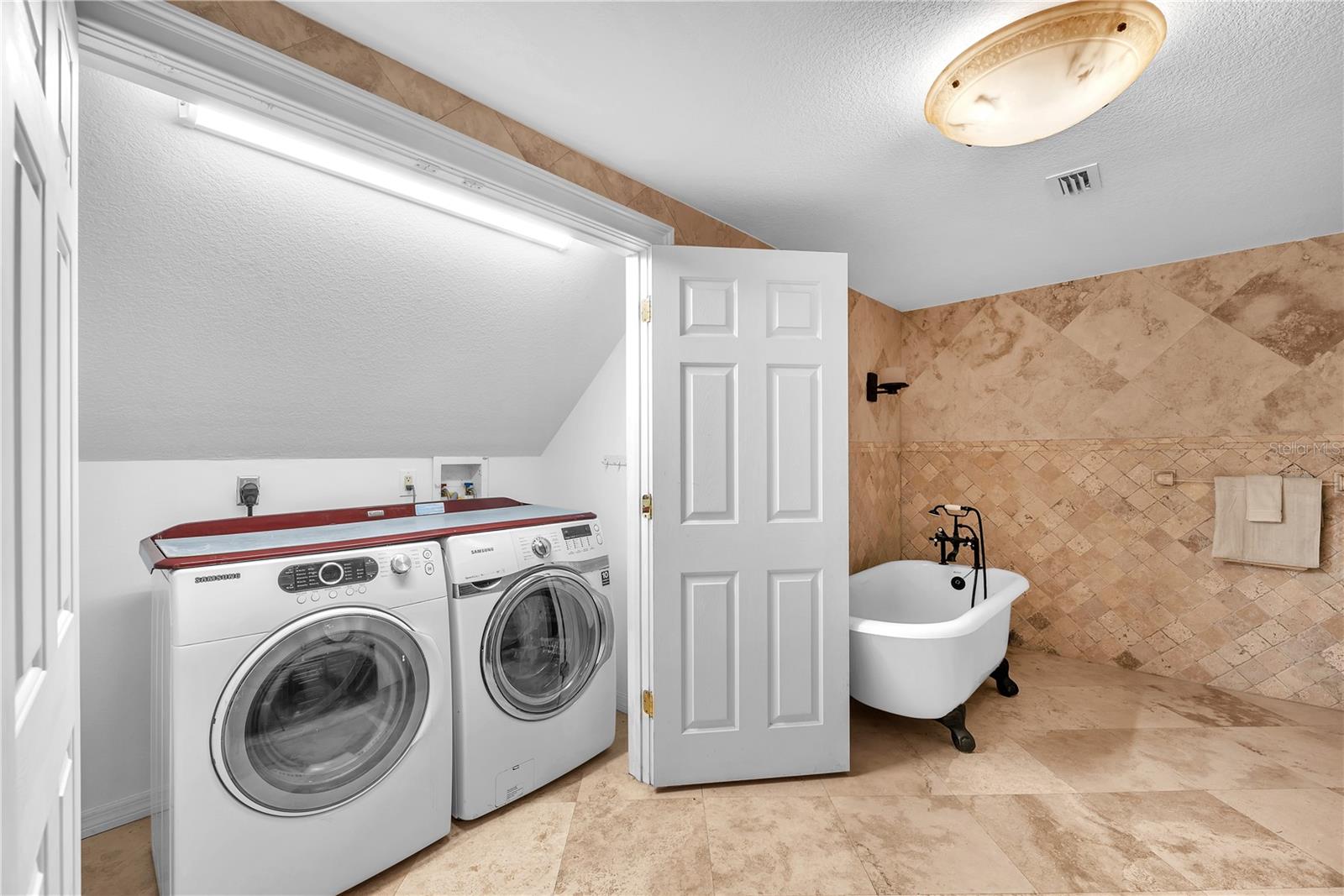 SHADOW RUN SUB UN #1 - Residential