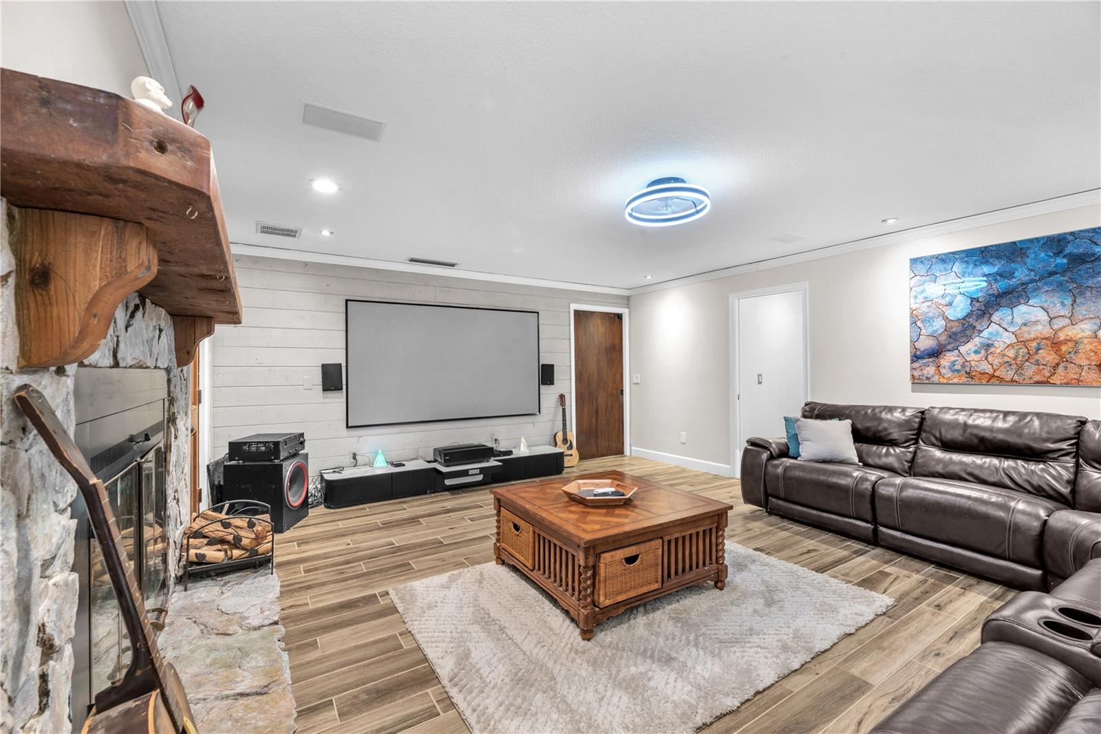 SHADOW RUN SUB UN #1 - Residential