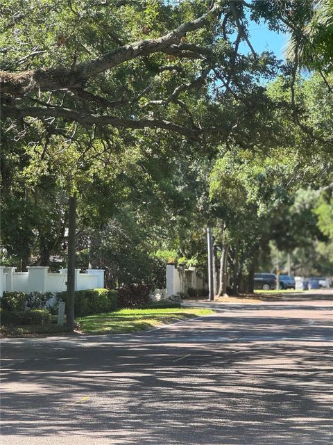 A home in TAMPA