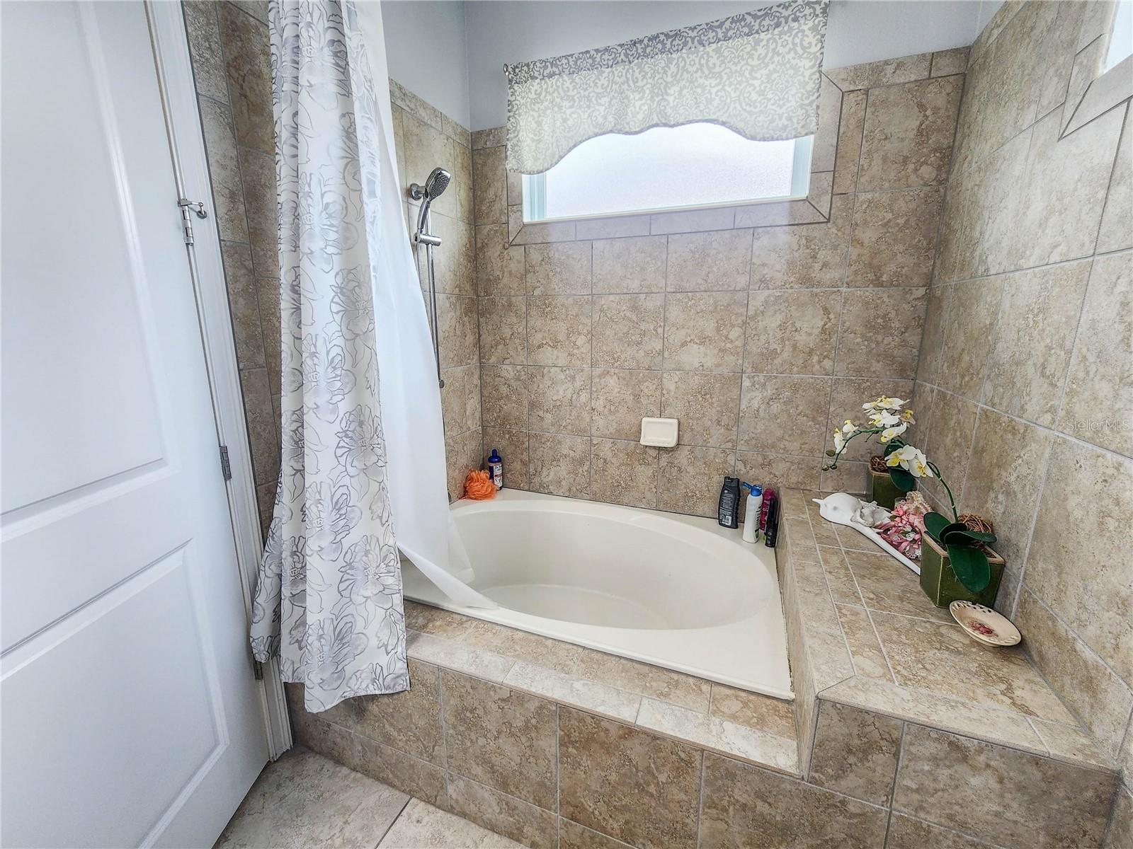 23 HERON WING DRIVE