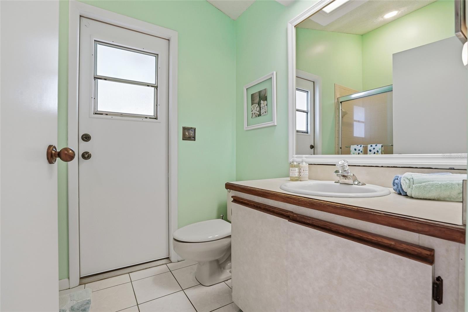 SHADOWLAKE VILLAGE AT WOODFIELD - Residential