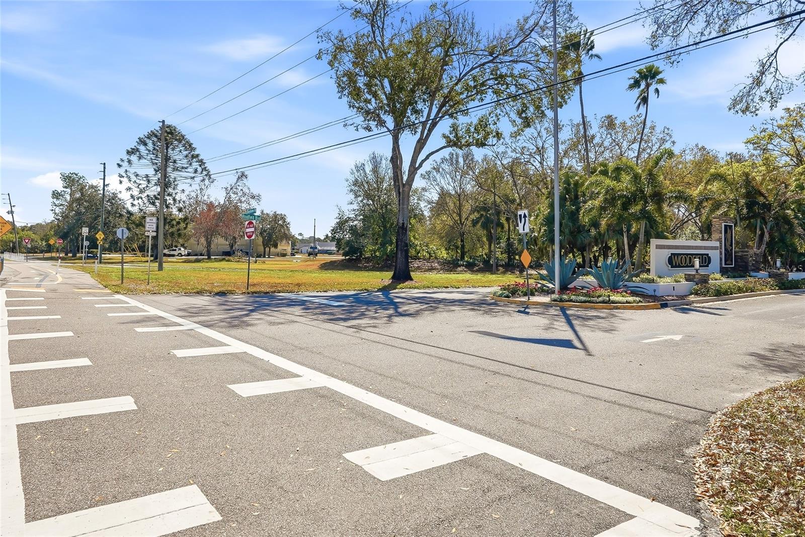 SHADOWLAKE VILLAGE AT WOODFIELD - Residential