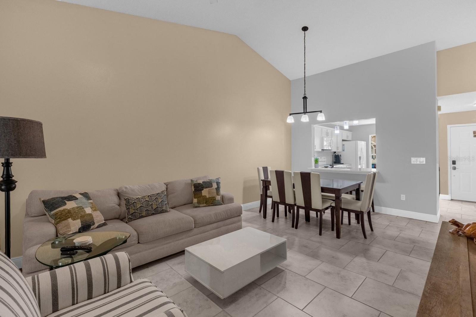 CYPRESS LAKE PH 1 - Residential