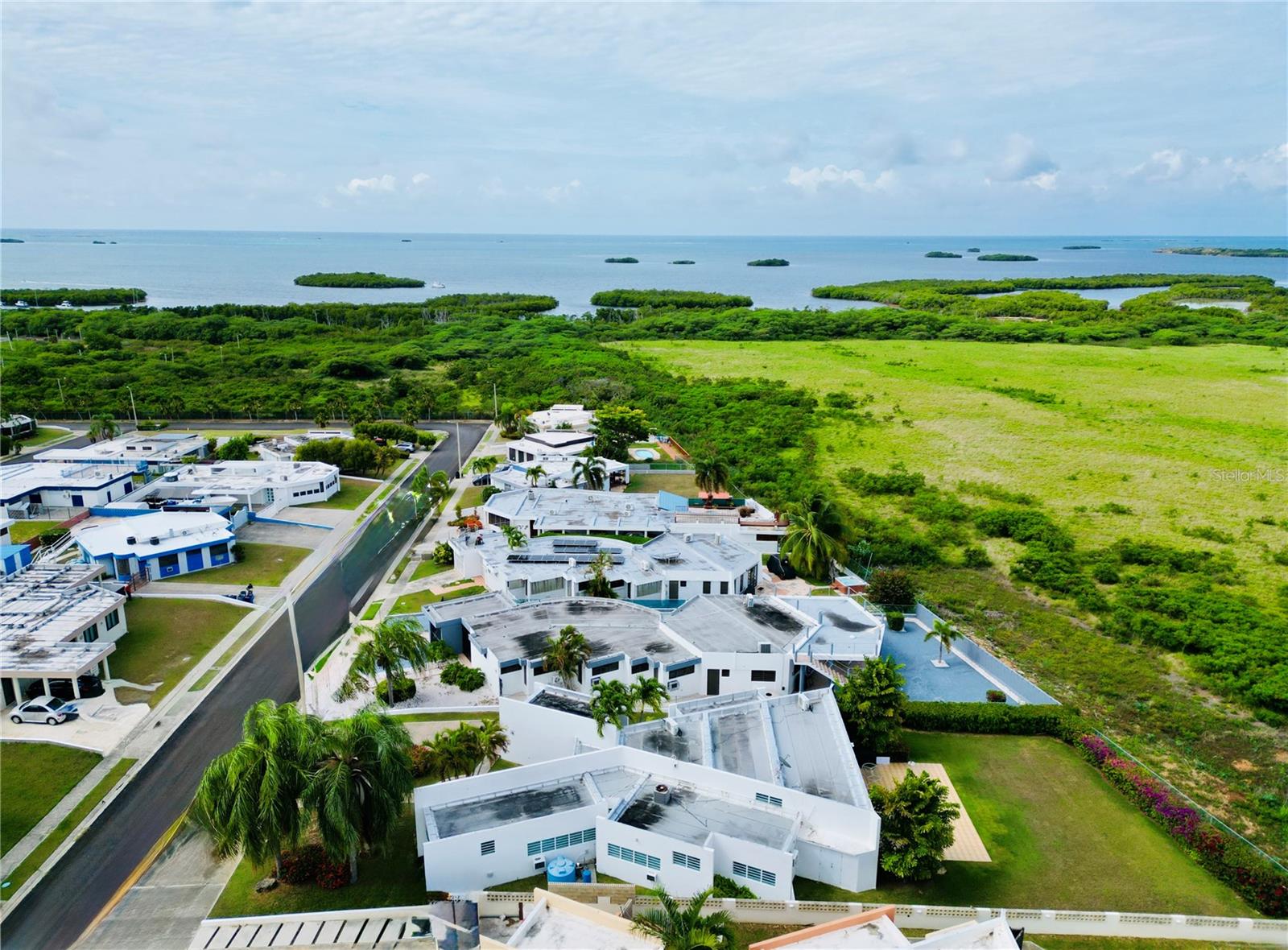 . VILLAS DE BAHIA D-7