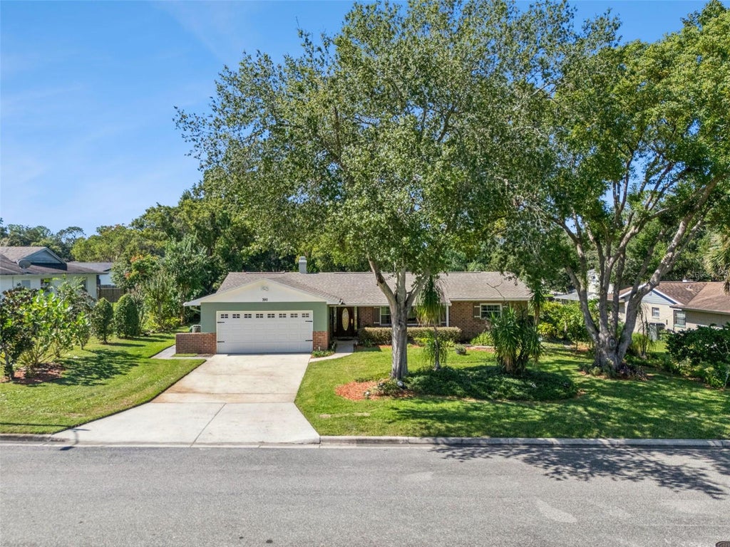 Photo of 390 Grove Court, Winter Garden, FL 34787 (MLS # O6452674)