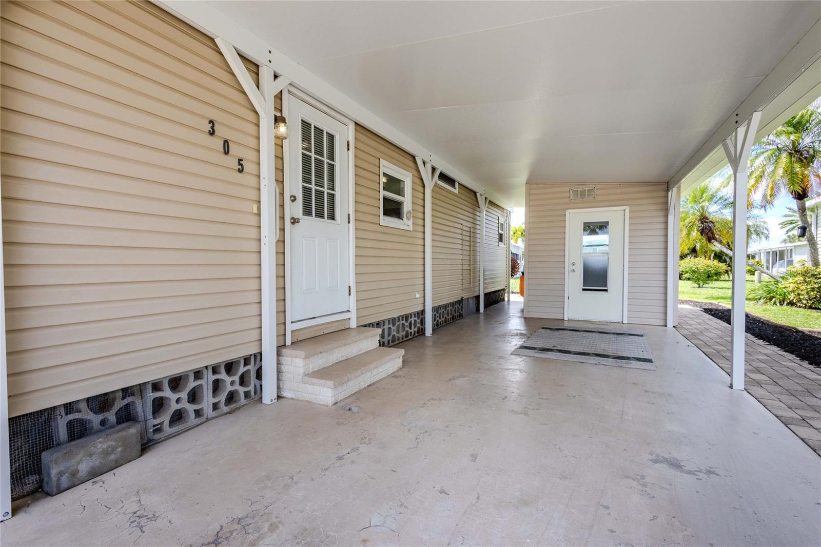 2100 KINGS HIGHWAY 305, PORT CHARLOTTE, FL, 33980 3 2100 KINGS HIGHWAY 305