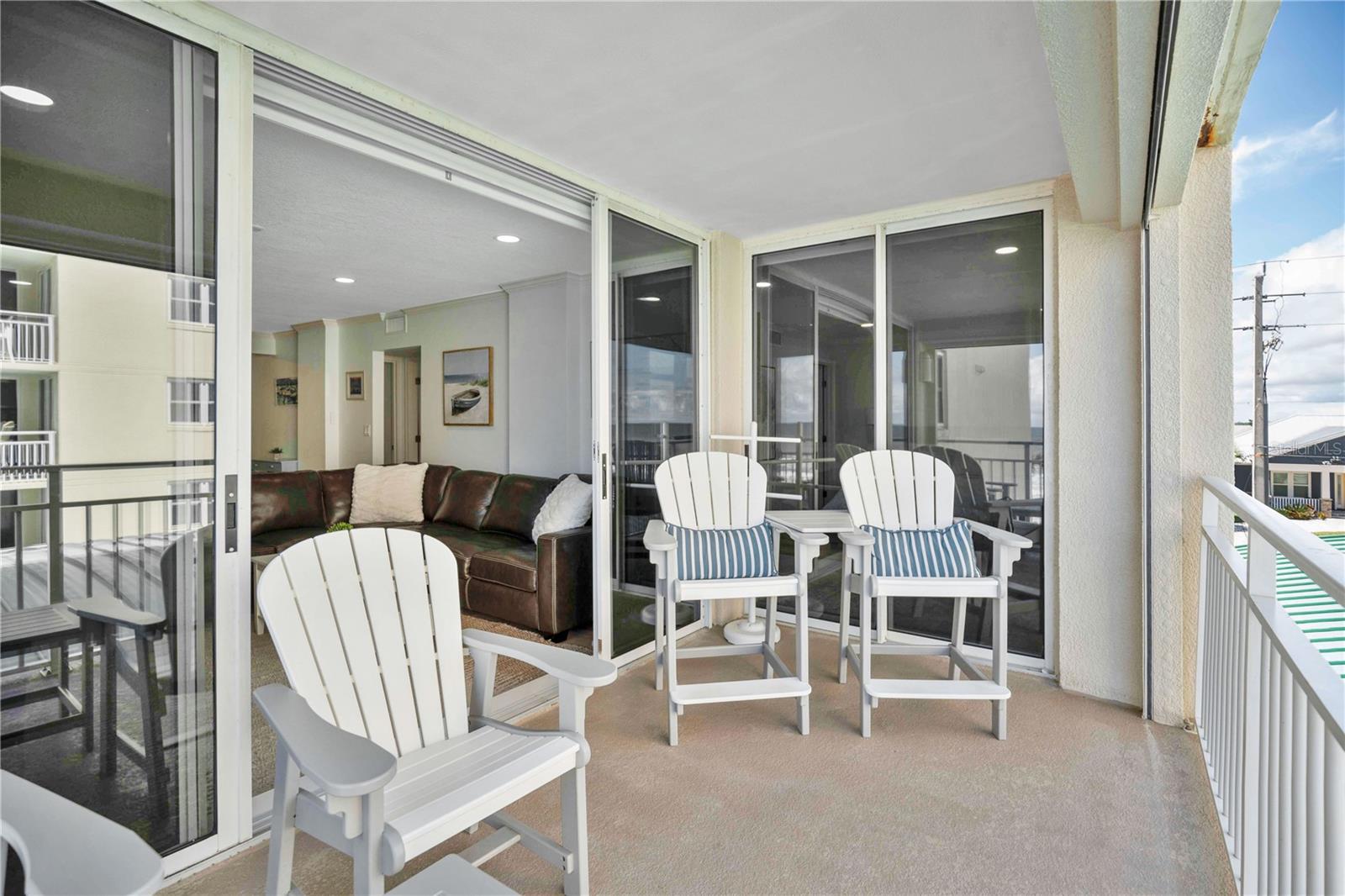 EAST WIND SOUTH & NORTH - Residential