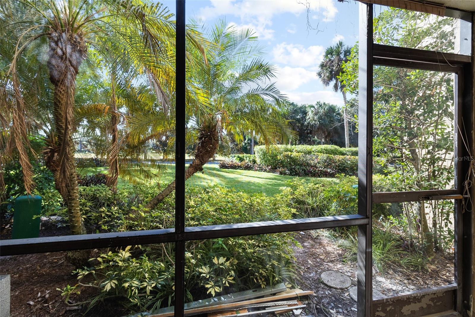 COVE CAY 26-14 VILLAGE I - Residential