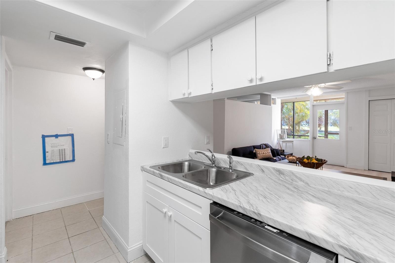 COVE CAY 26-14 VILLAGE I - Residential