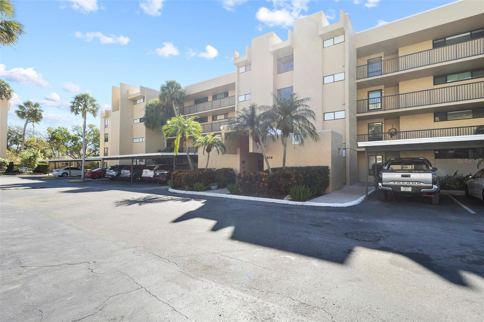 COVE CAY 26-14 VILLAGE I - Residential