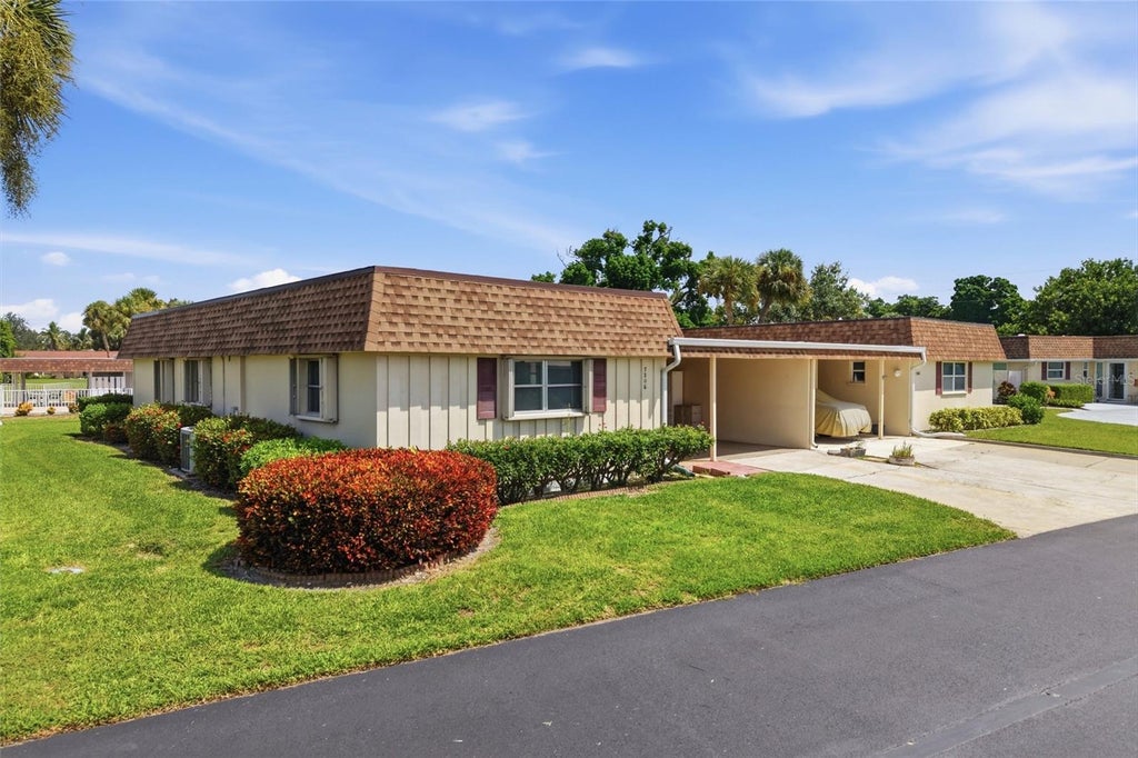 Photo of 7206 10th Avenue W, Bradenton, FL 34209 (MLS # A4704732)
