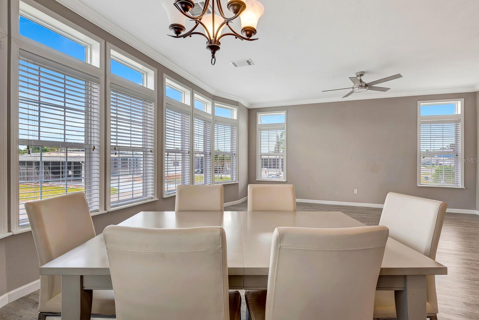 TRI-PAR ESTATES UNIT 4 - Residential