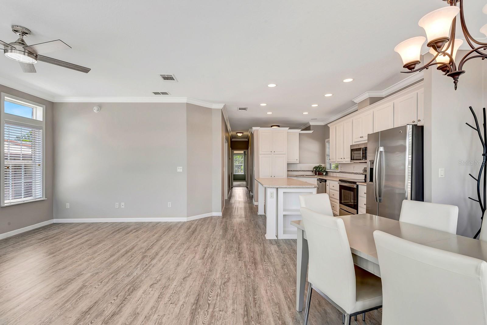 TRI-PAR ESTATES UNIT 4 - Residential