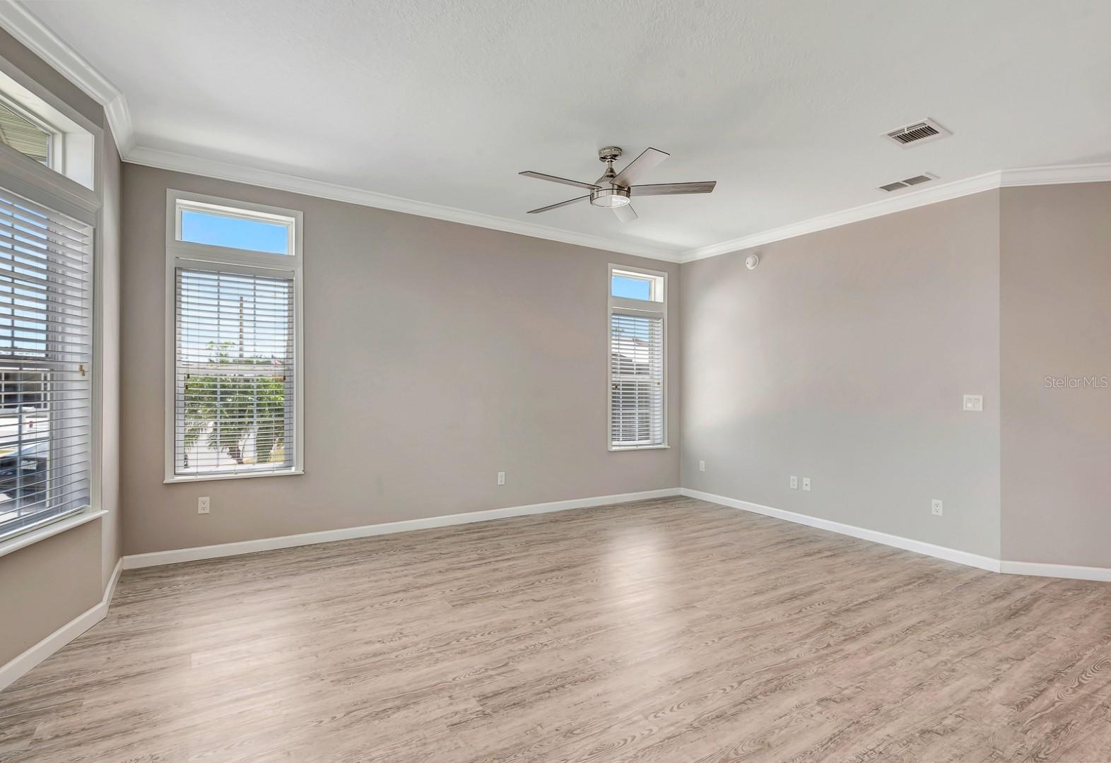 TRI-PAR ESTATES UNIT 4 - Residential