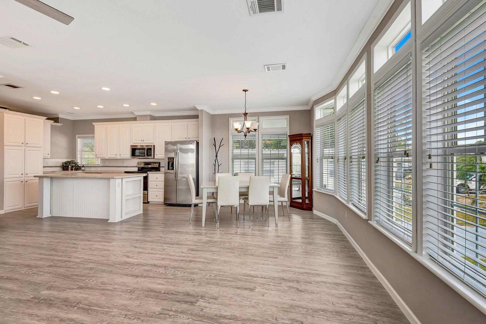 TRI-PAR ESTATES UNIT 4 - Residential