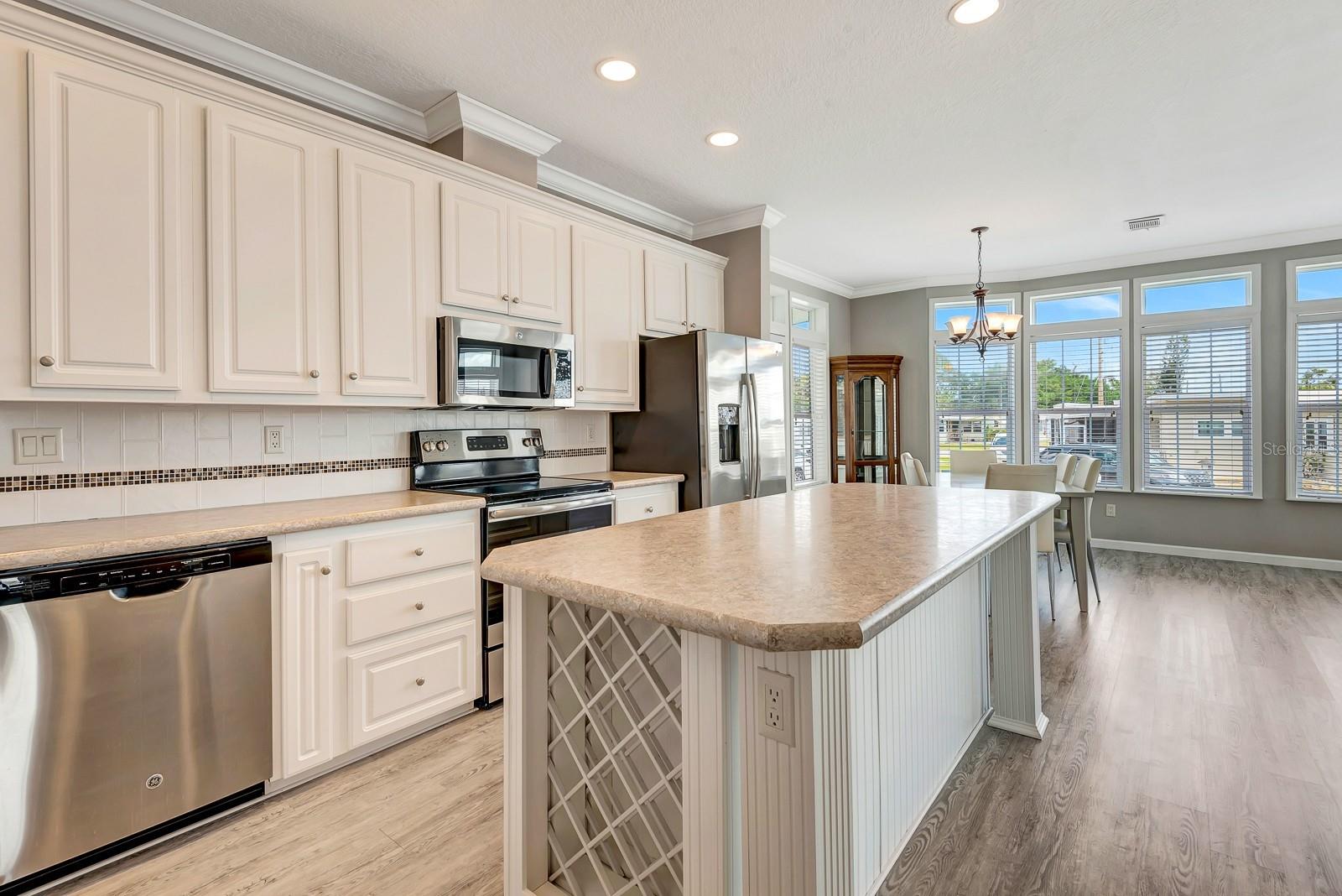 TRI-PAR ESTATES UNIT 4 - Residential