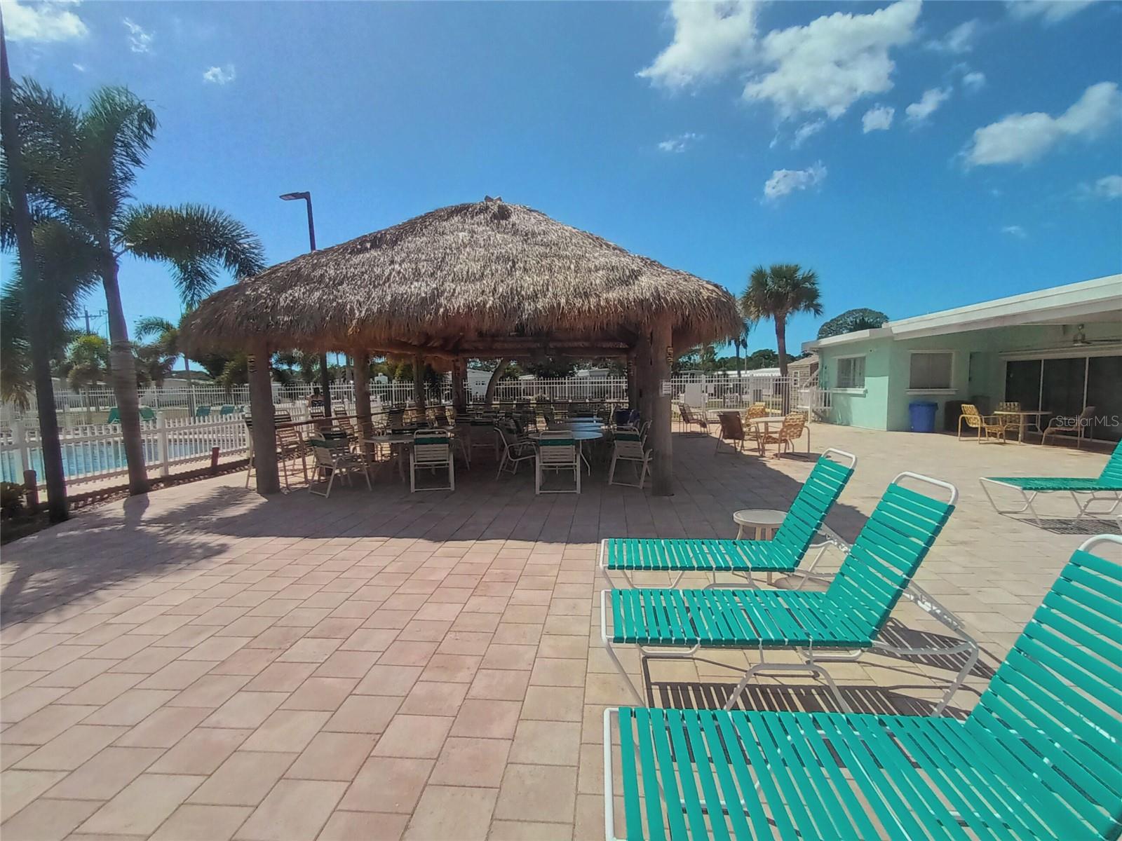 TRI-PAR ESTATES UNIT 4 - Residential