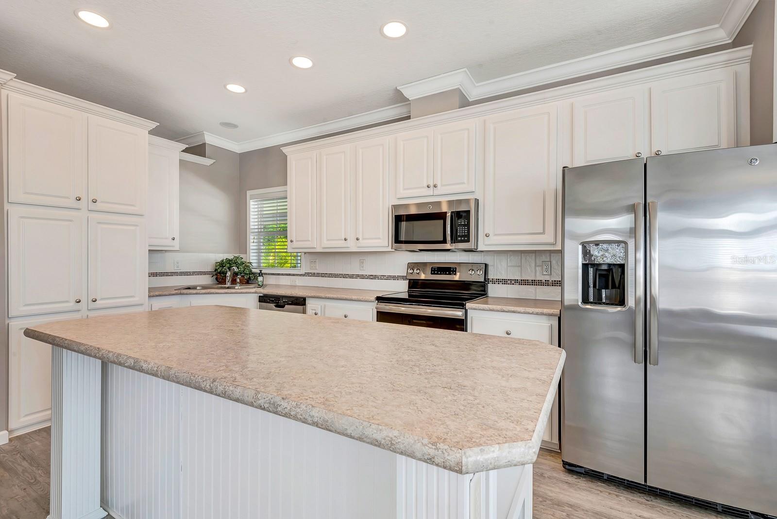 TRI-PAR ESTATES UNIT 4 - Residential