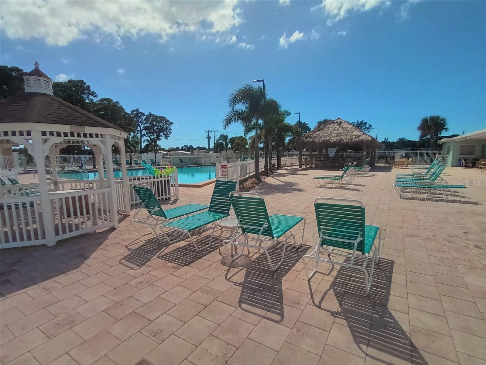 TRI-PAR ESTATES UNIT 4 - Residential