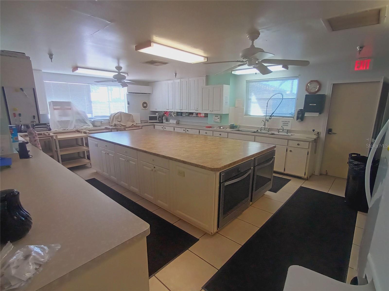 TRI-PAR ESTATES UNIT 4 - Residential