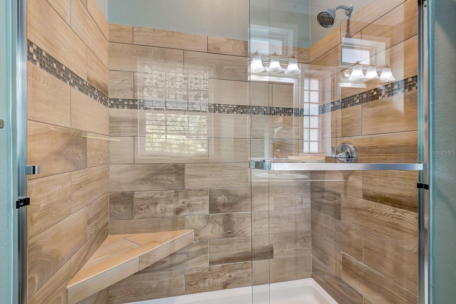 TRI-PAR ESTATES UNIT 4 - Residential