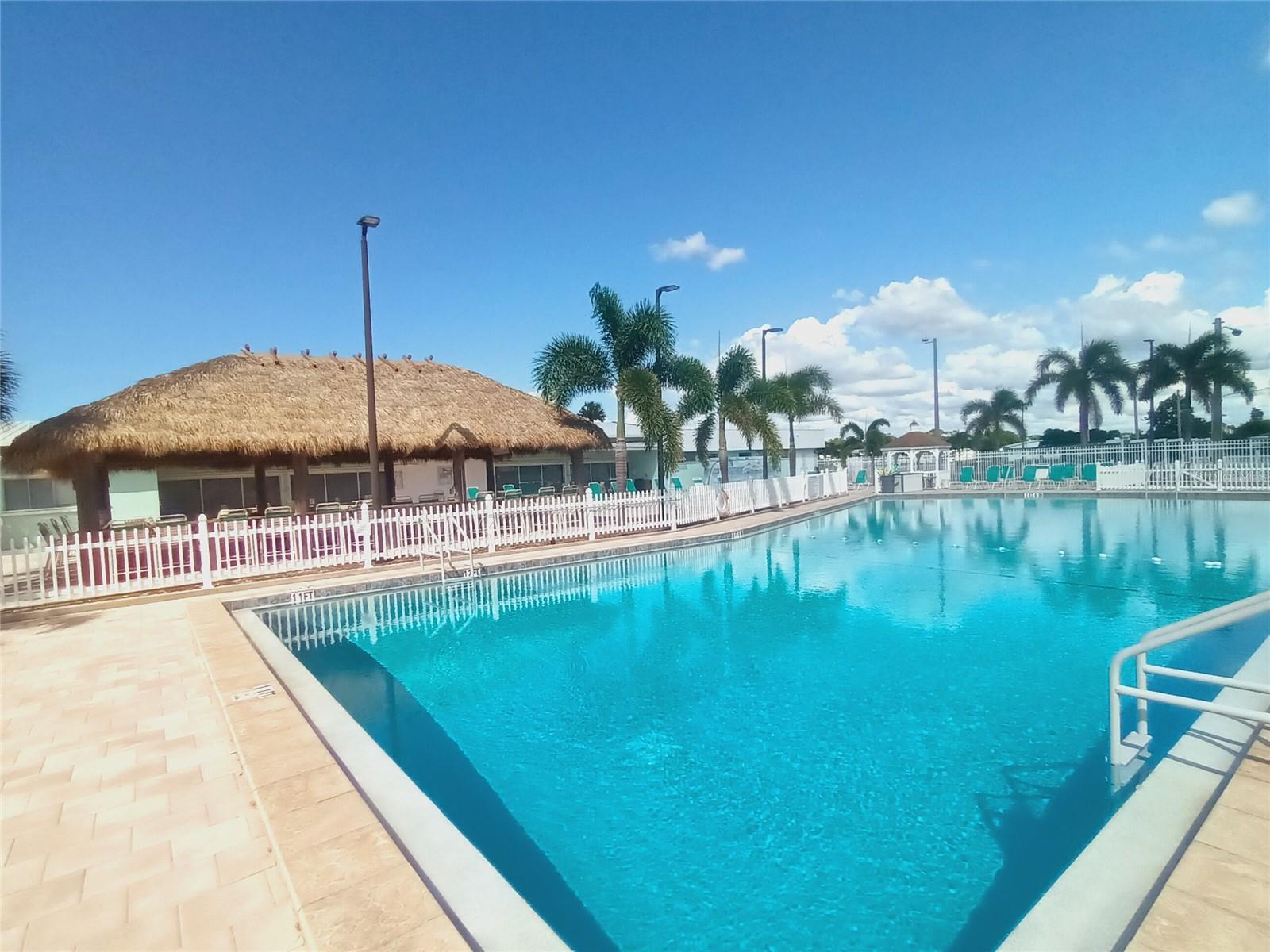 TRI-PAR ESTATES UNIT 4 - Residential