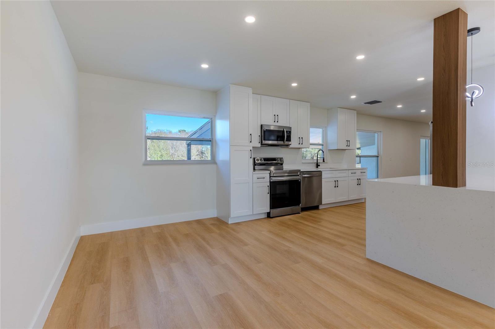 FOX RIDGE - Residential