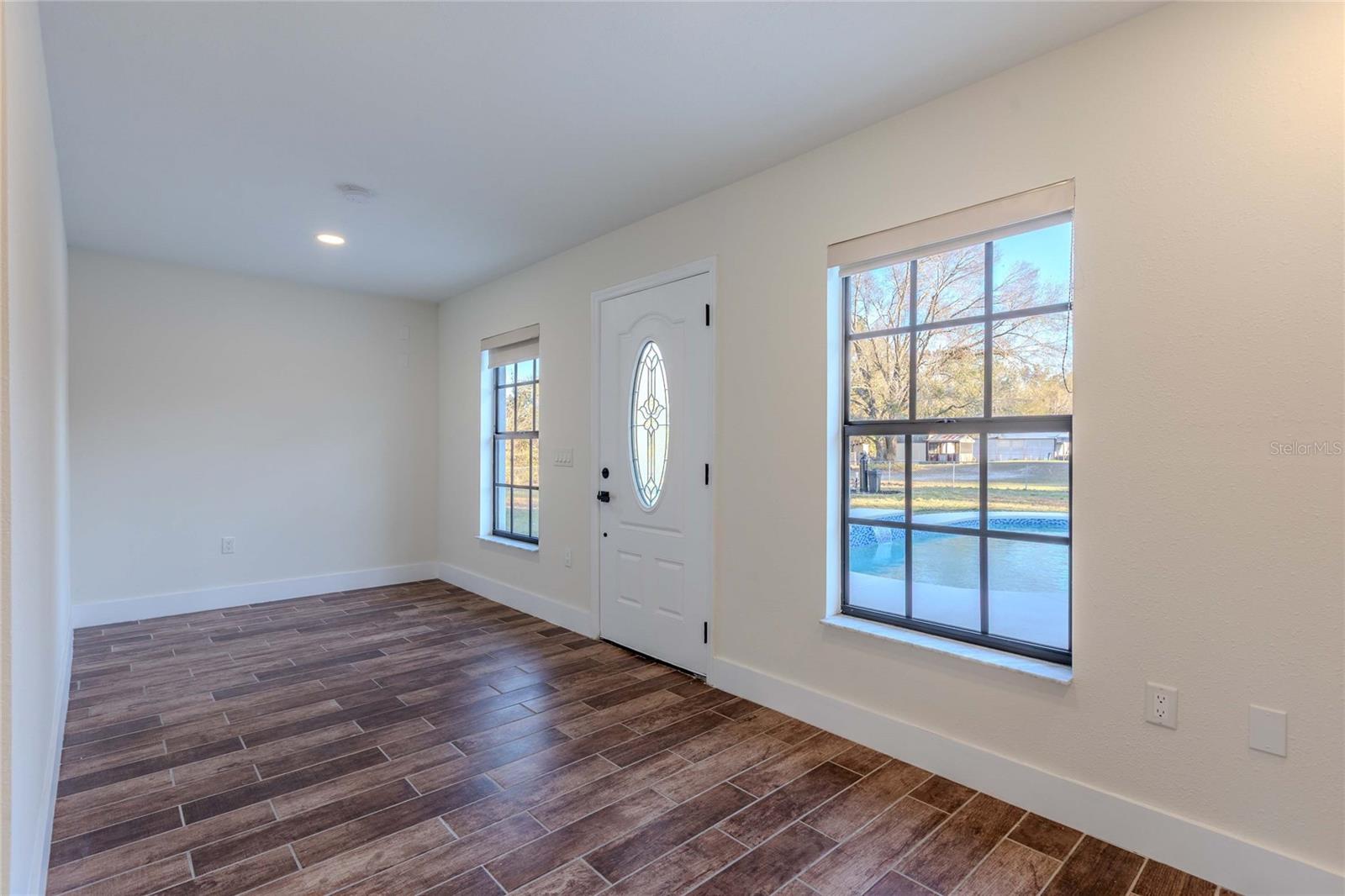 FOX RIDGE - Residential