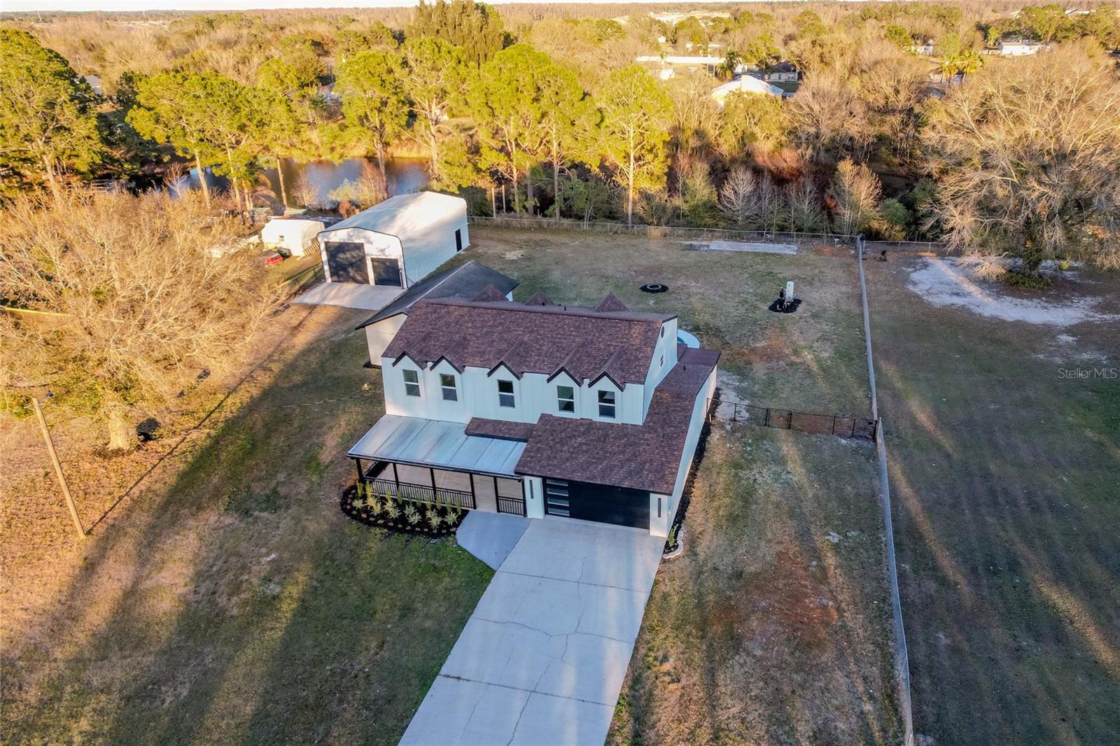 FOX RIDGE - Residential