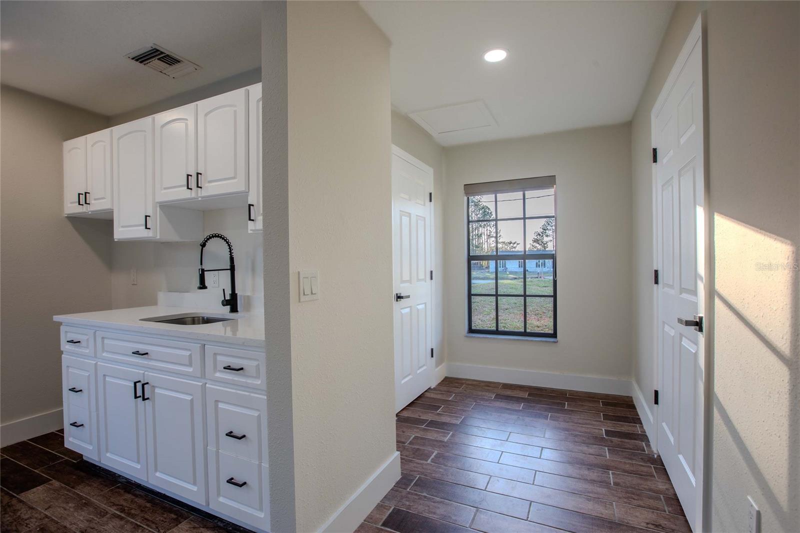 FOX RIDGE - Residential