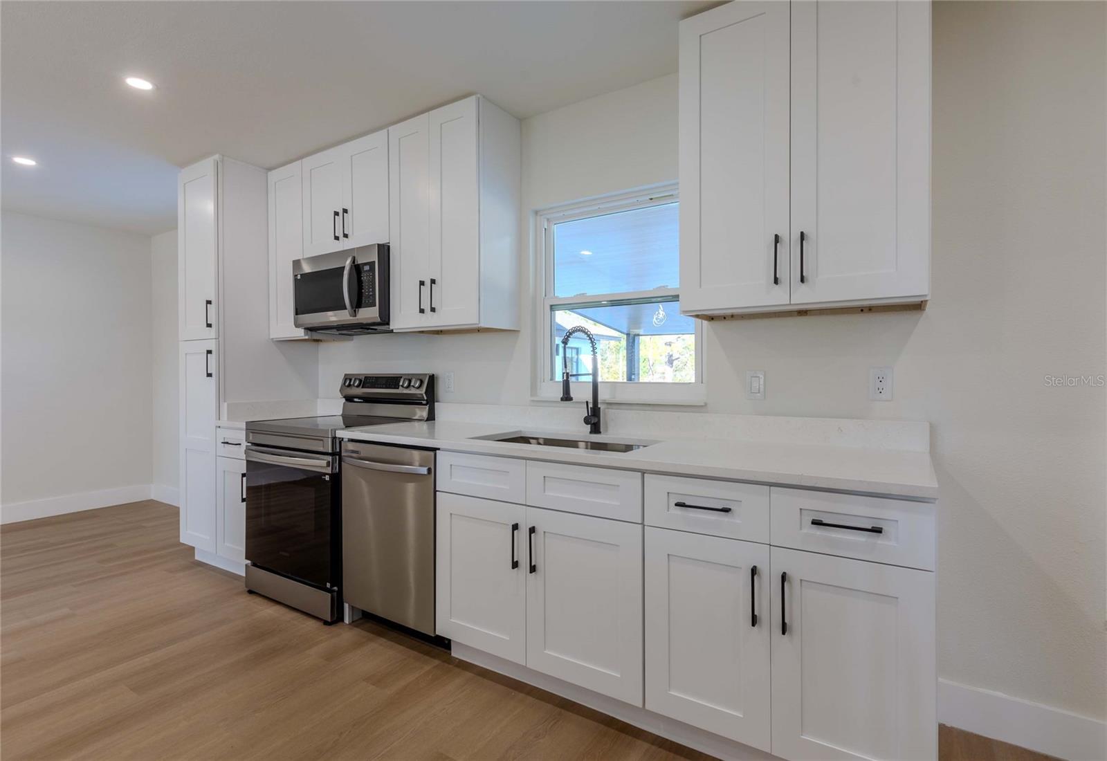 FOX RIDGE - Residential