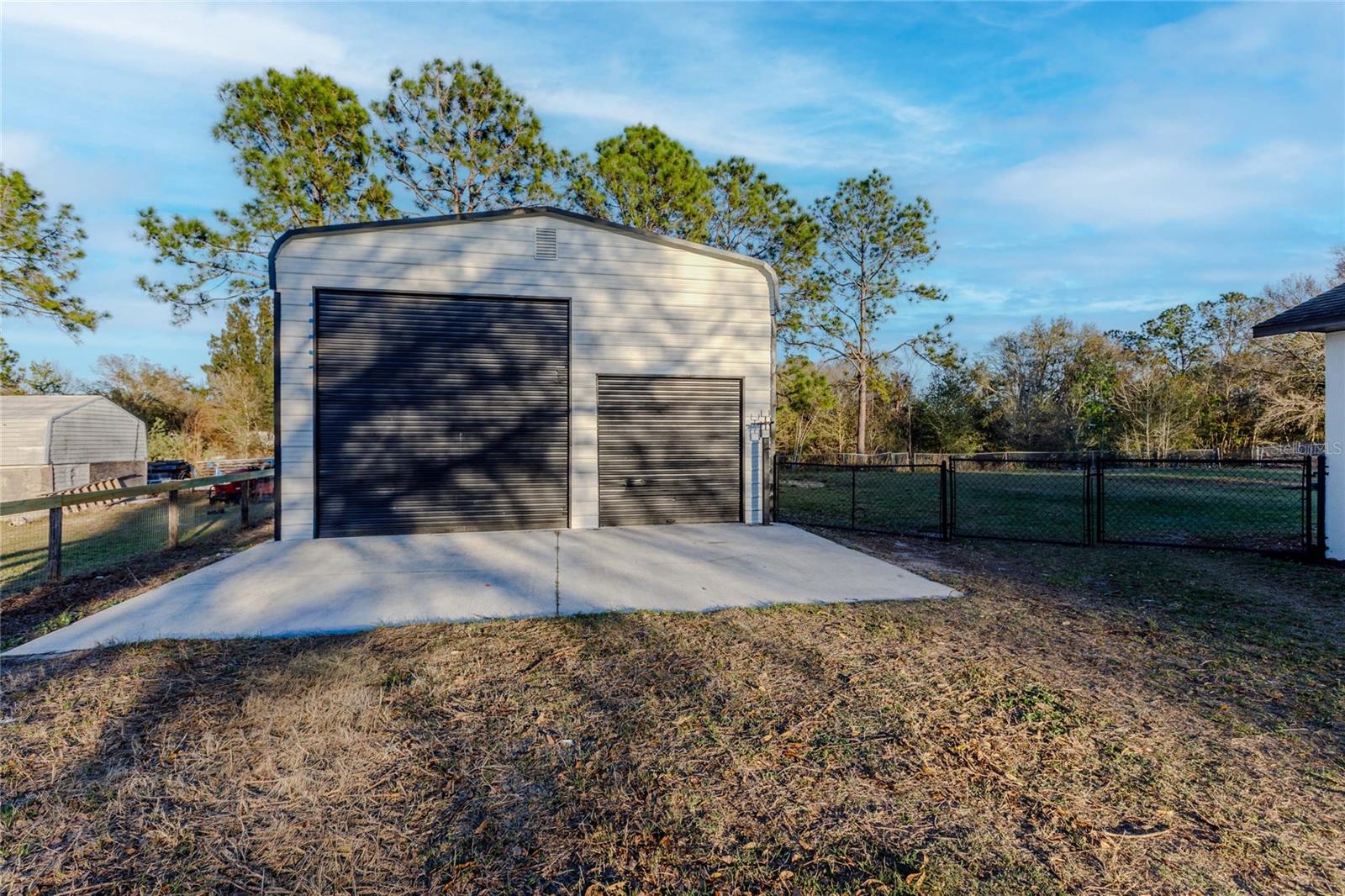 FOX RIDGE - Residential