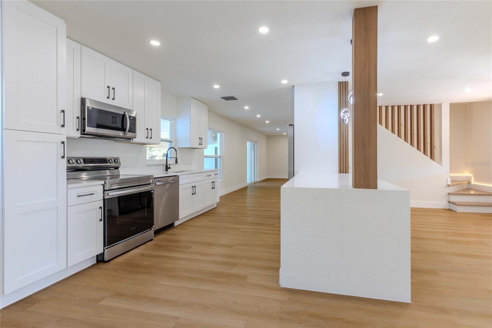 FOX RIDGE - Residential