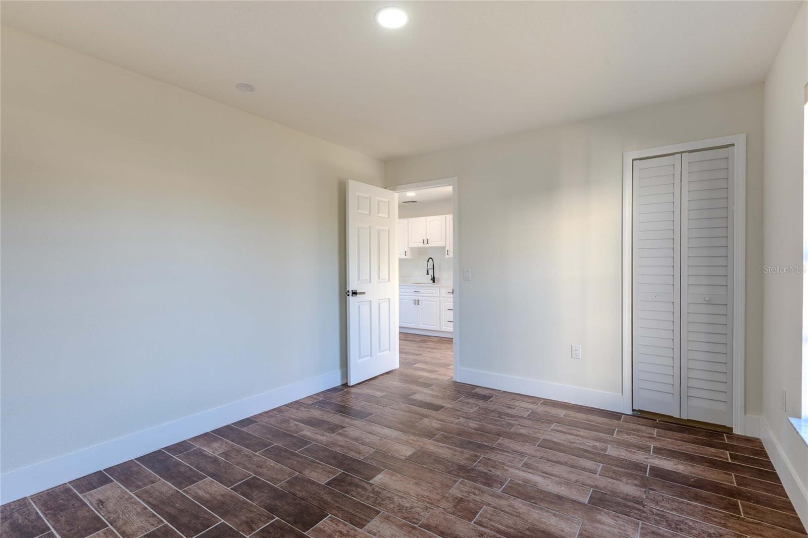 FOX RIDGE - Residential