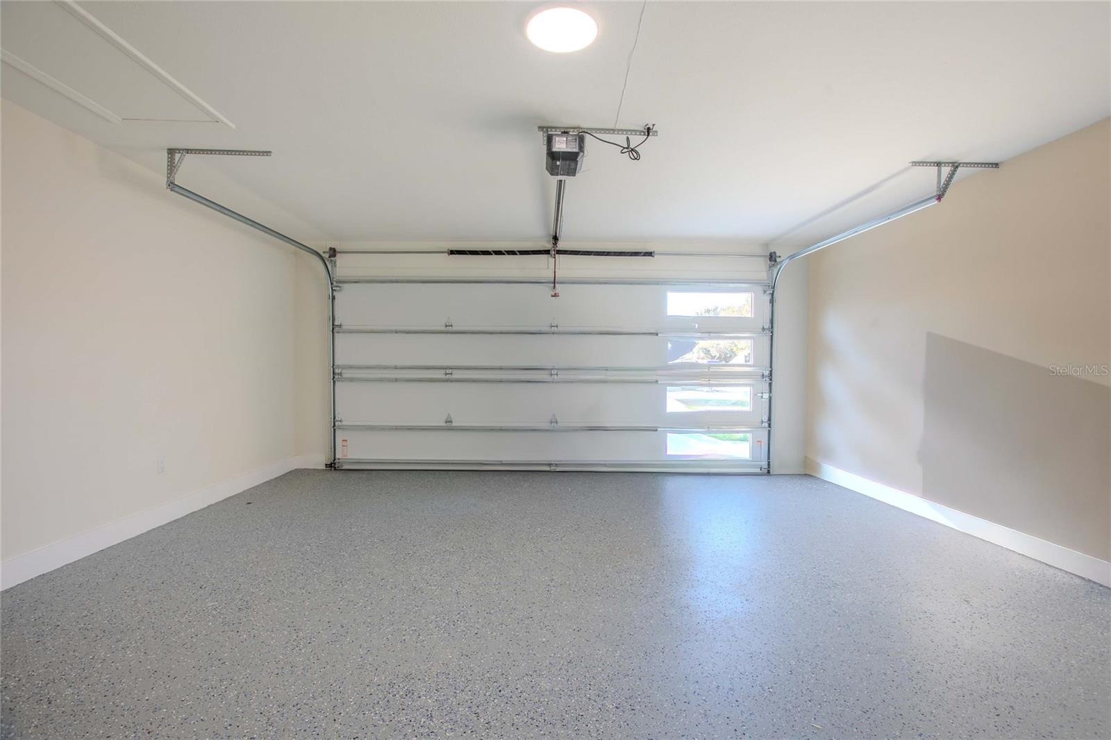 FOX RIDGE - Residential