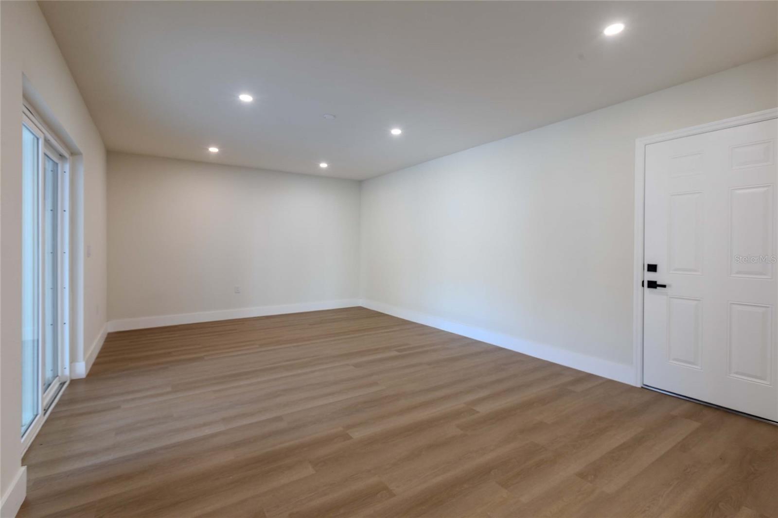 FOX RIDGE - Residential