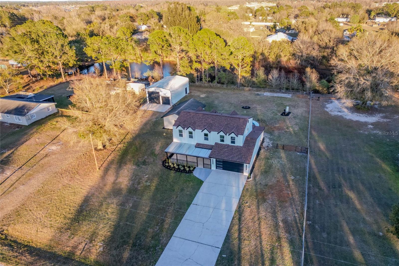 FOX RIDGE - Residential