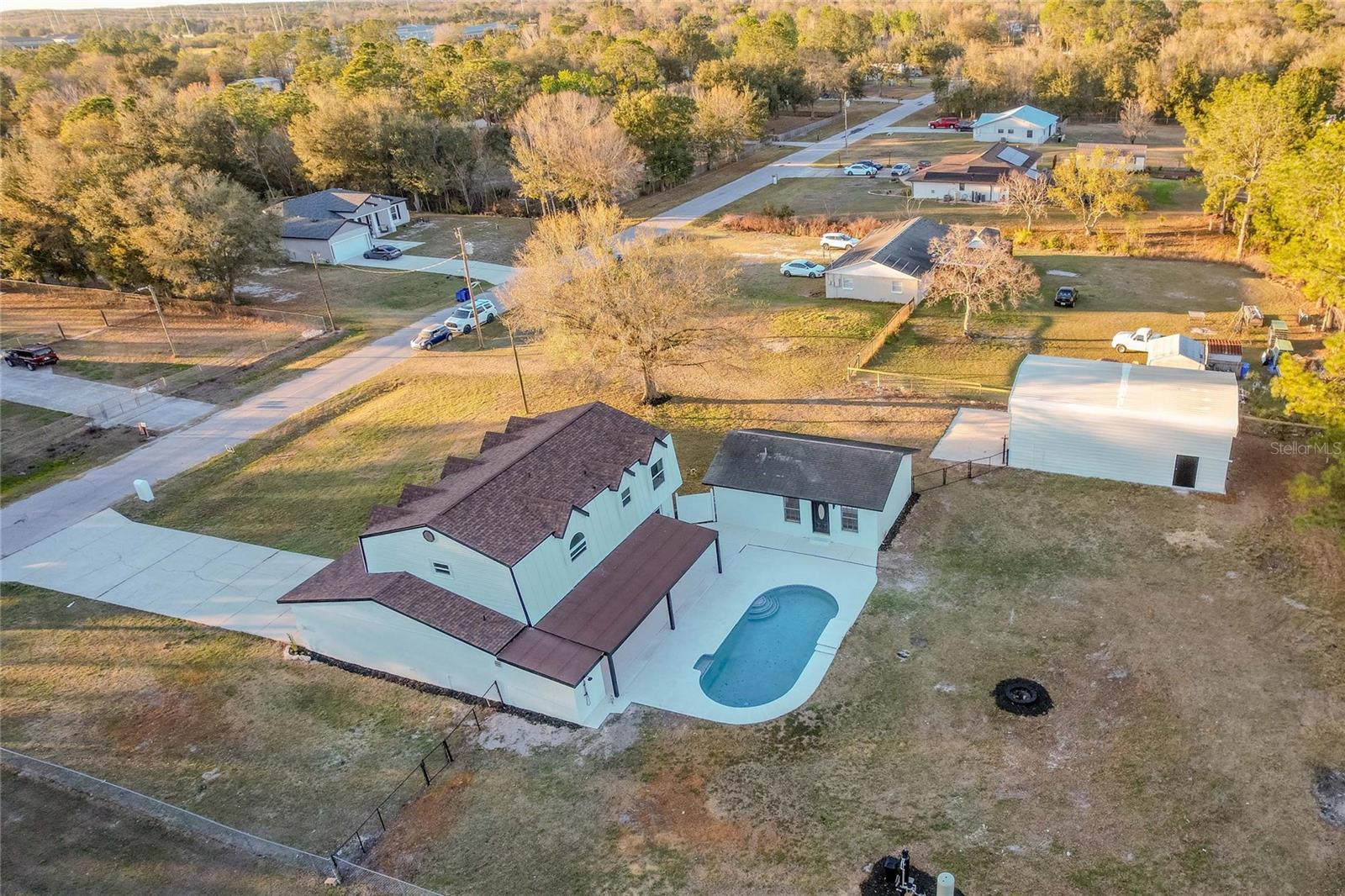 FOX RIDGE - Residential