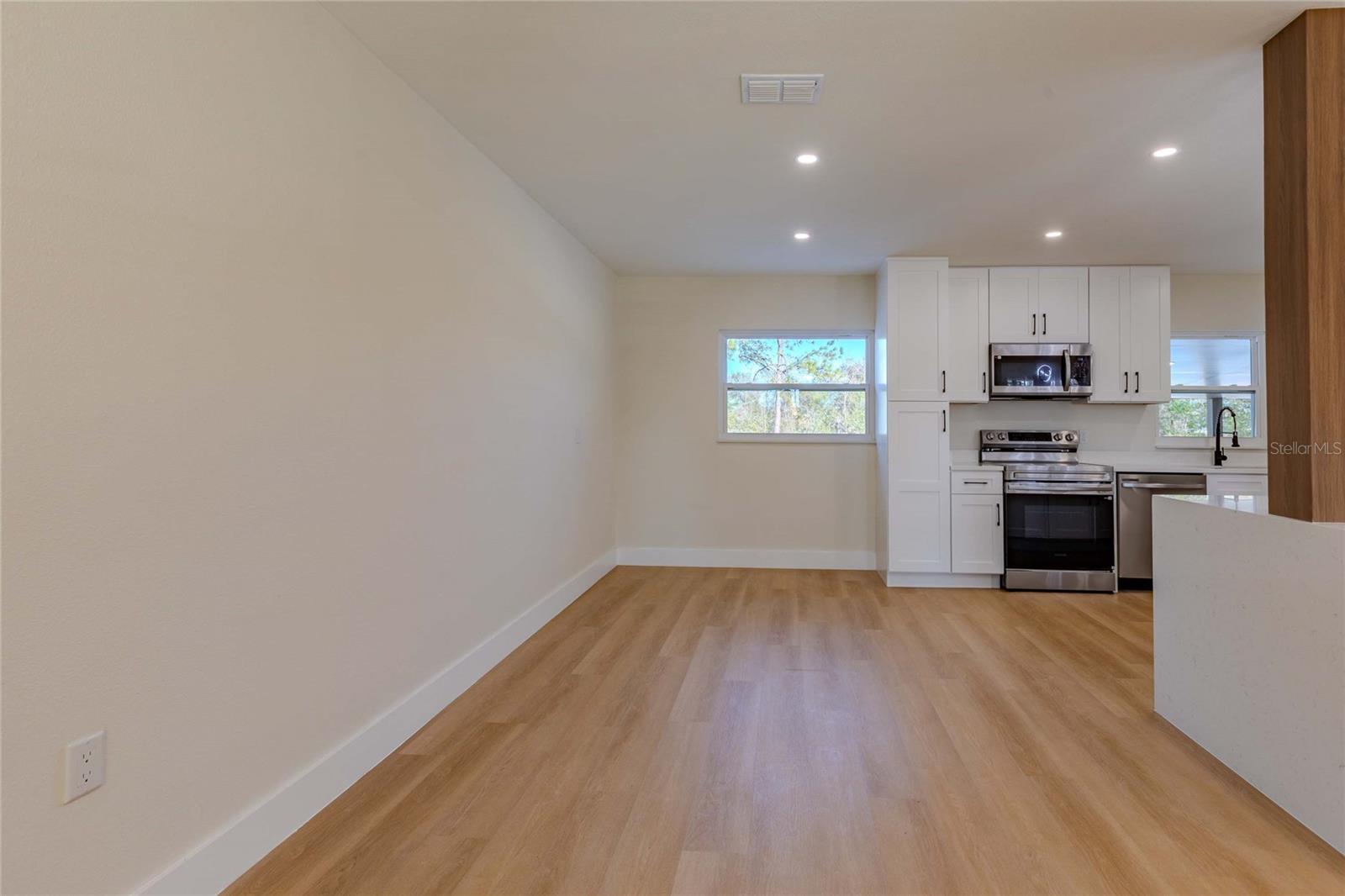 FOX RIDGE - Residential