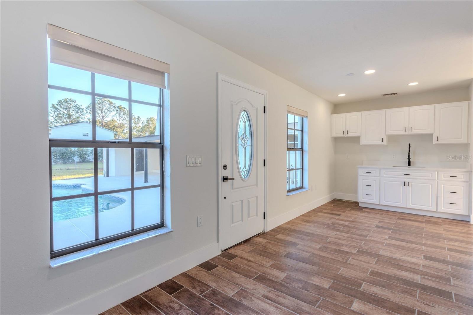 FOX RIDGE - Residential