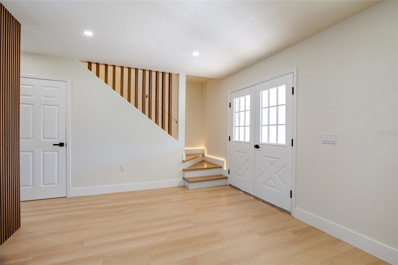 FOX RIDGE - Residential