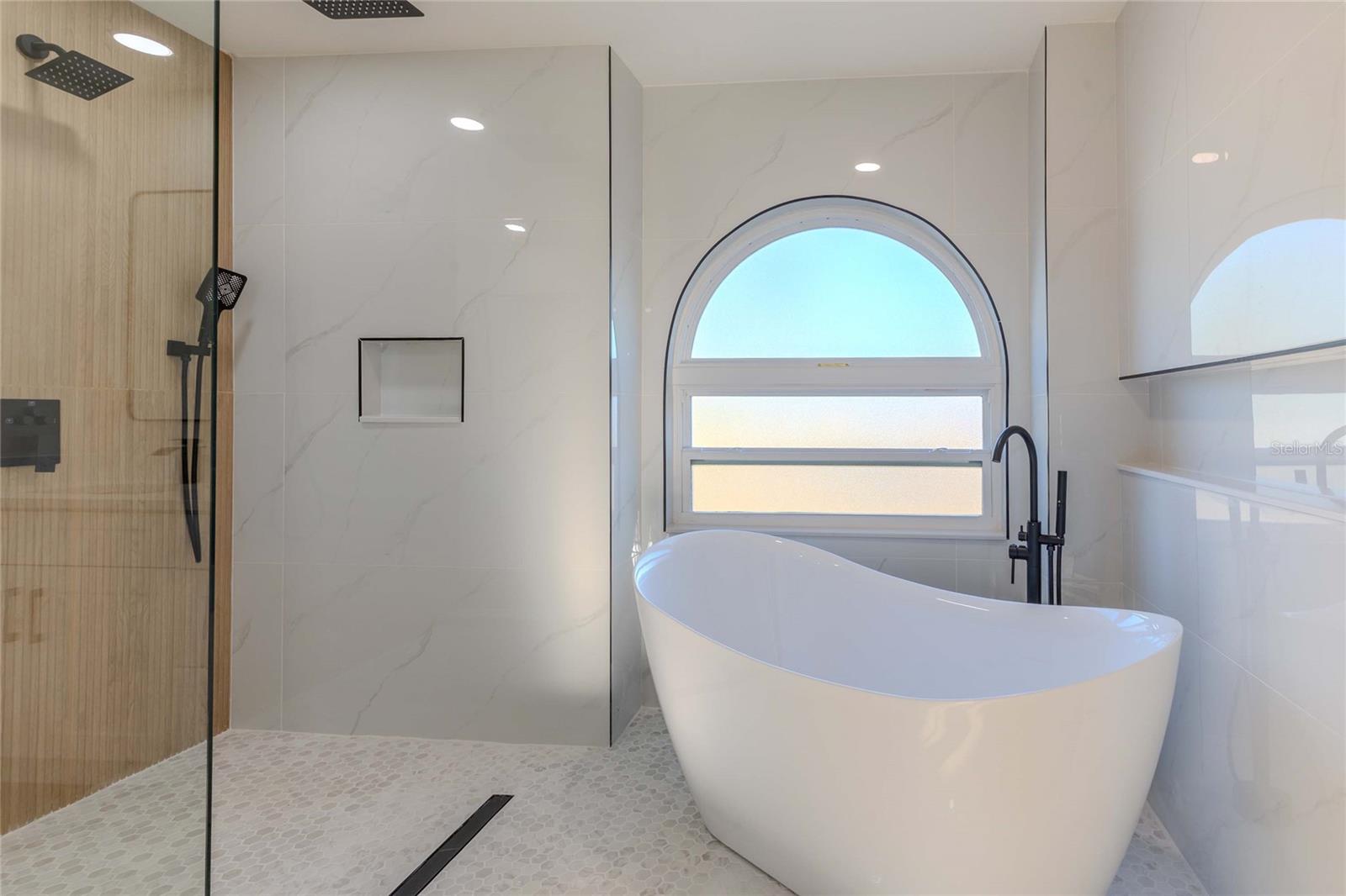 FOX RIDGE - Residential