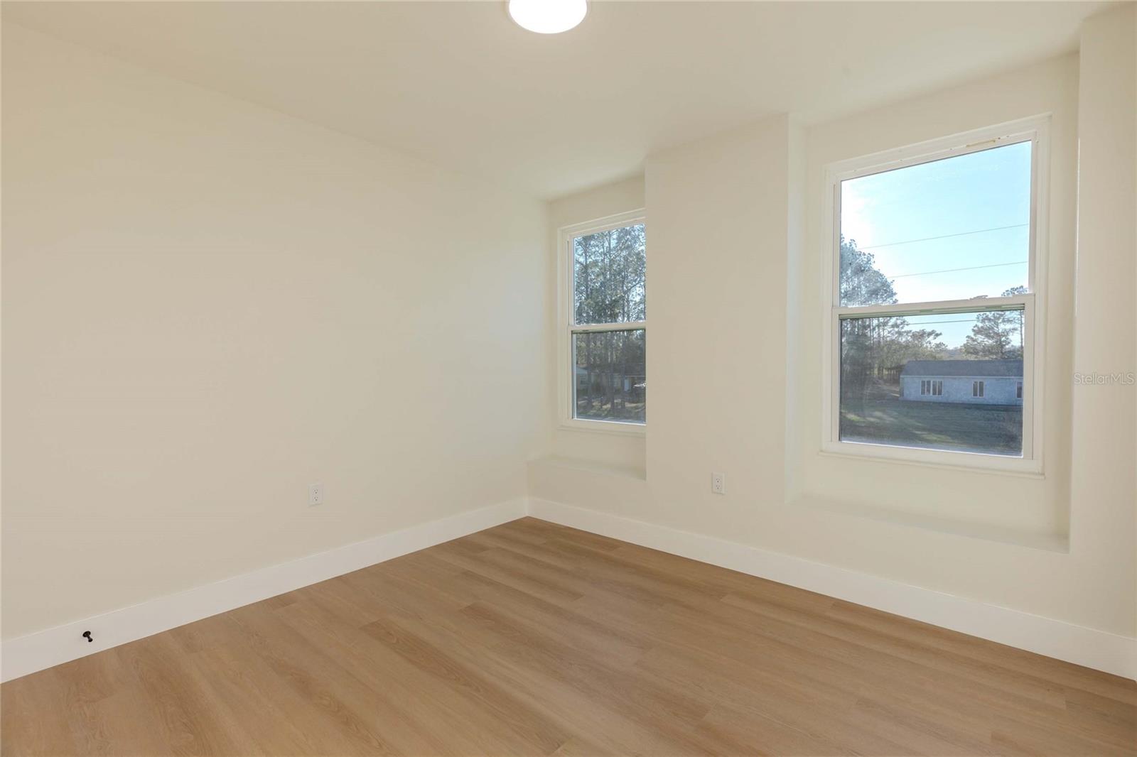 FOX RIDGE - Residential