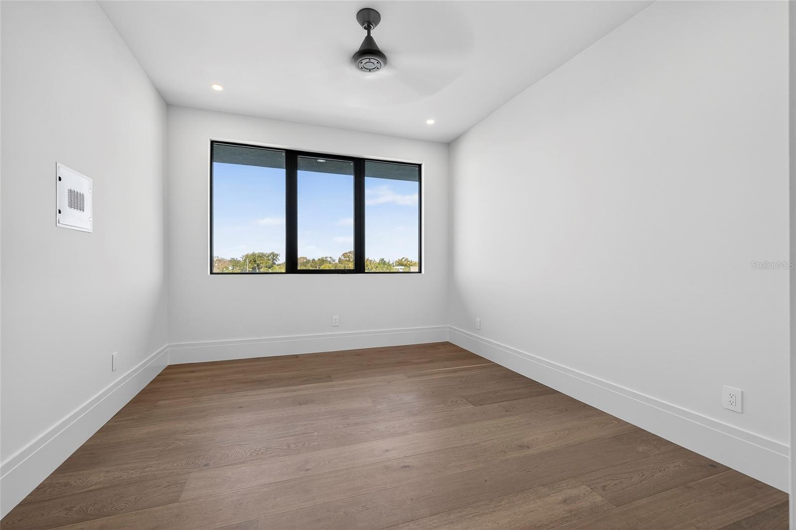 SNELL ISLE ESTATES PT REP - Residential