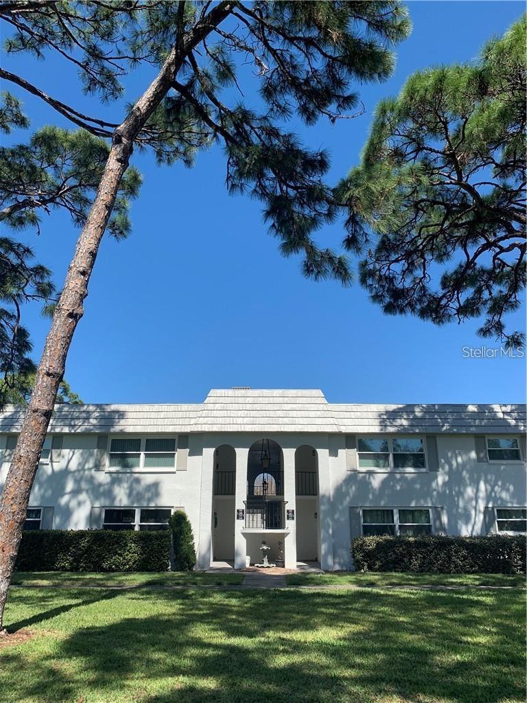 BAYWOOD COLONY GARDEN APTS - Residential Lease